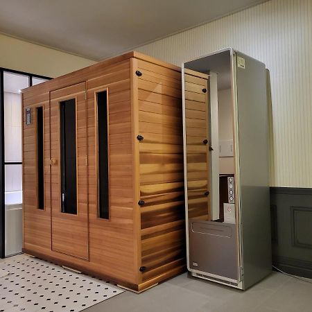 Brown Dot Hotel Кьонджу Екстер'єр фото