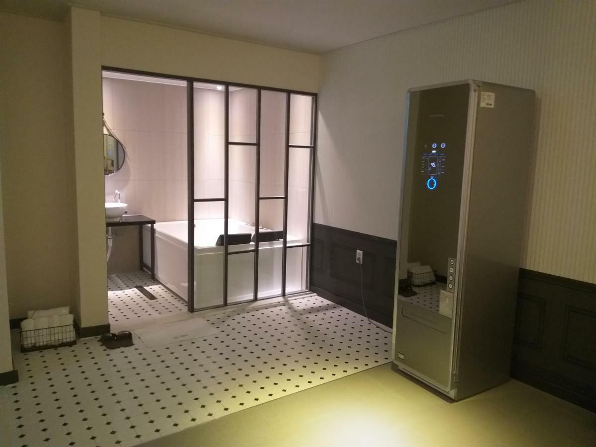 Brown Dot Hotel Кьонджу Екстер'єр фото
