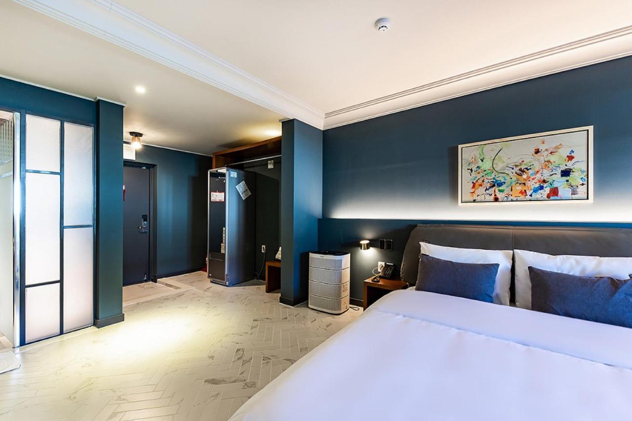 Brown Dot Hotel Кьонджу Екстер'єр фото