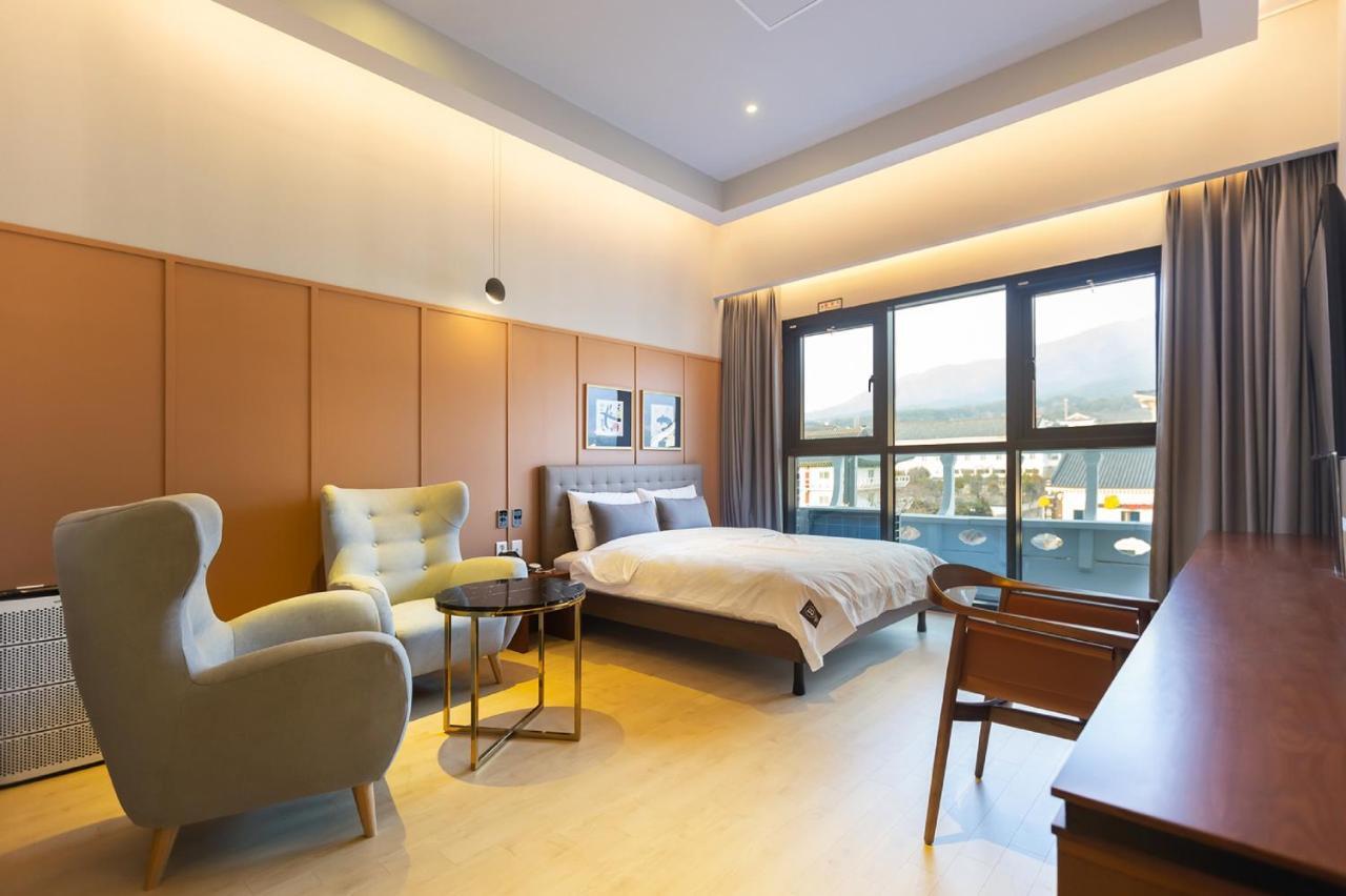 Brown Dot Hotel Кьонджу Екстер'єр фото